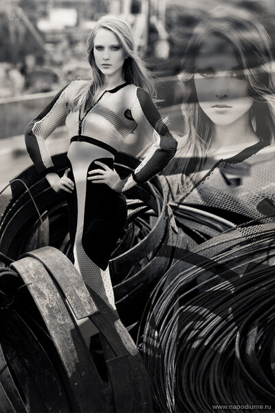Andrey Sarymsakov Idea: Andrey Sarymsakov (http://sarymsakov.com/) Photogtapher: Andrey Sarymsakov. Assistants: Ivan Liubenko, Sergey Serdyukov  Style: Maria Kolotygina, Yulia Denysenko Make-up: Елена Яблонская