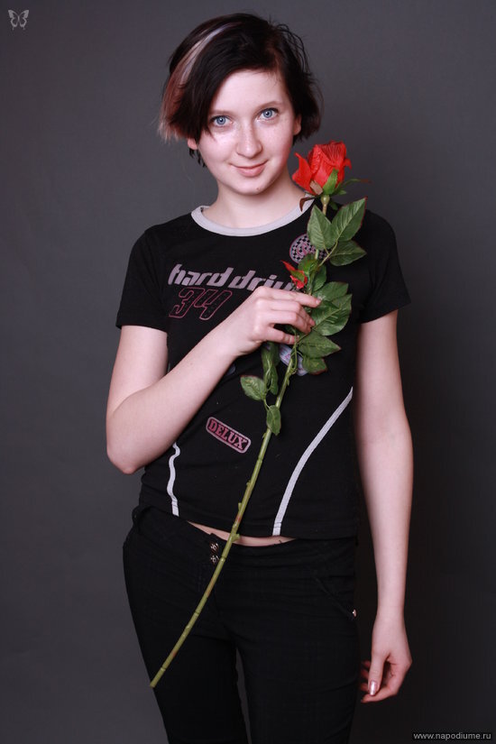alena kondakova's photo