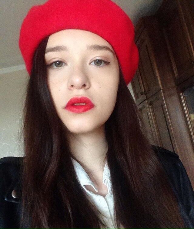 照片Elena Povarova