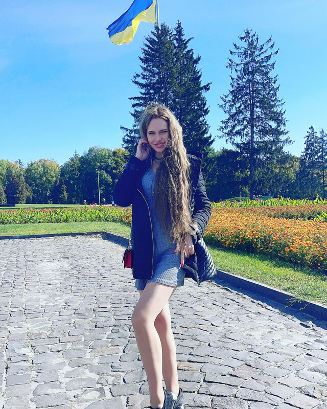 Lola Lav's photo