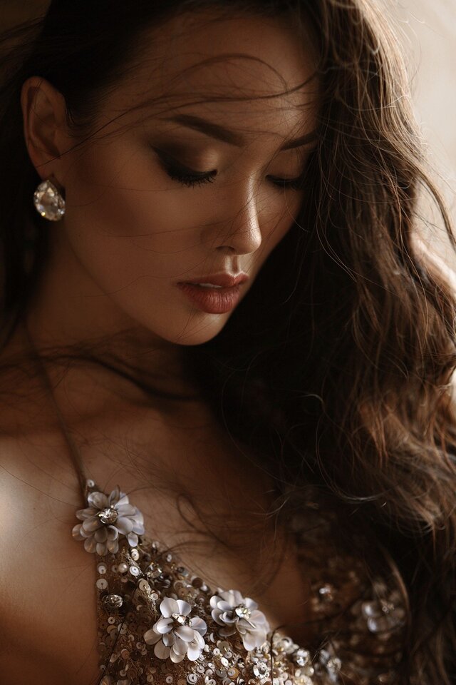Viki Lee's photo