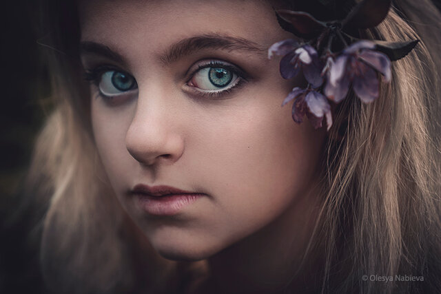 Face, Eyebrow, Beauty, Lip, Cheek, Head, Eye