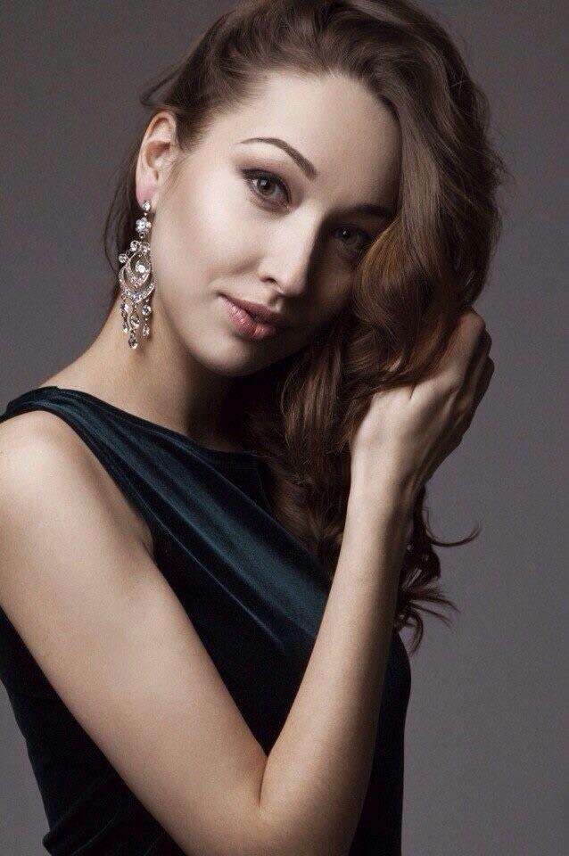 Olja SHaripova's photo