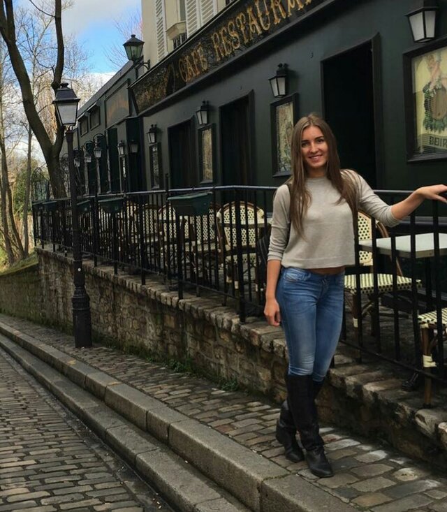 Lesya Popova's photo