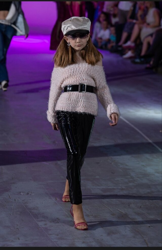 Verona Models. Отчетный показ "Britney Manson"