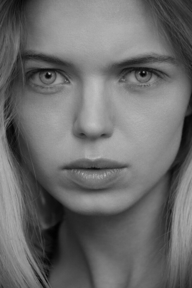 Face, Eyebrow, Lip, Beauty, Chin, Cheek