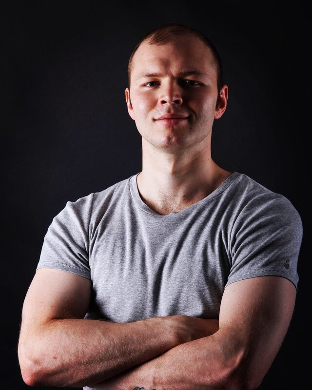 照片Aleksandr Klimenko