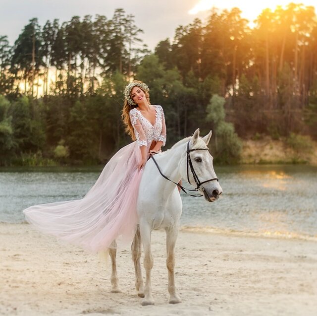 Фото Юлия Бадалова