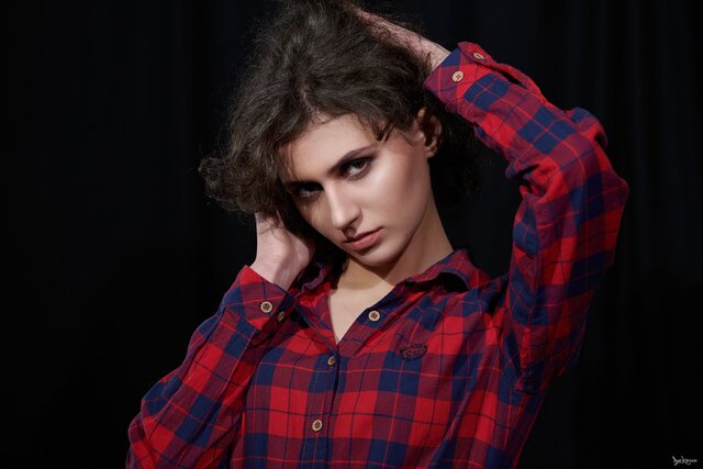 Фото Ali Bouclé