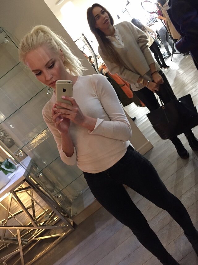 Kristina Manzhura's photo