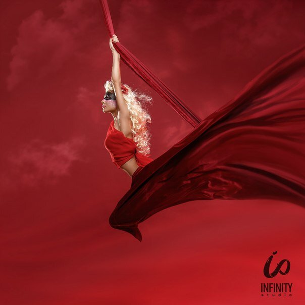Daria Neonova's photo