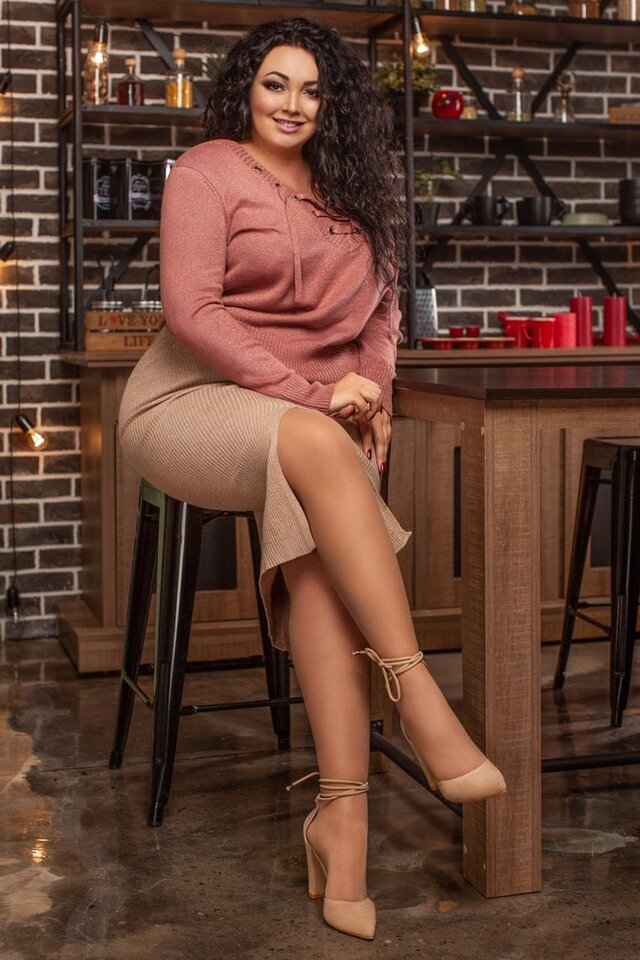 Фото Olga Plus-size model Trokhonenko