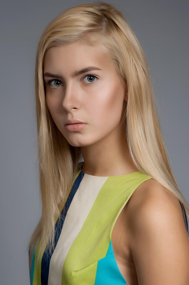 照片Aleksandra Mironenko