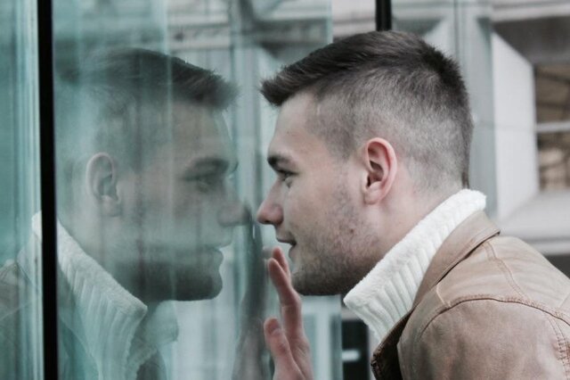 Vladislav Larochkin's photo
