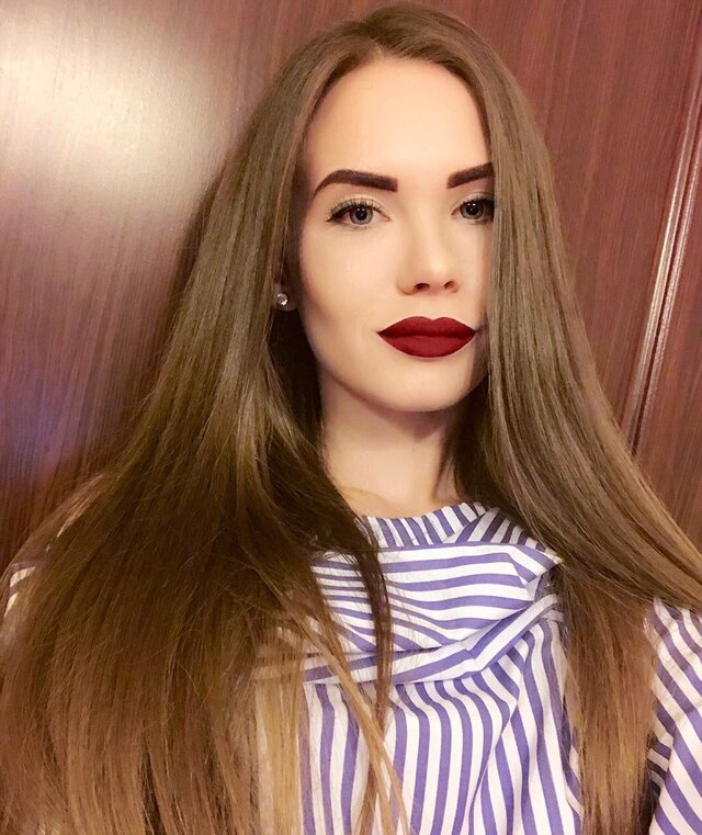 照片Natalia Feldsherova