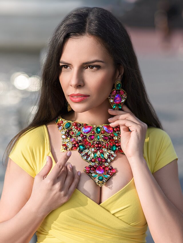 Jewelry fashion
