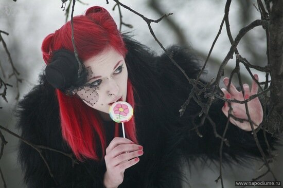 Ana Zombi's photo