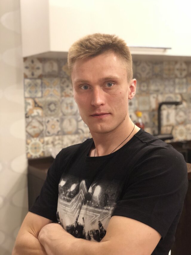 Foto Artem Senator