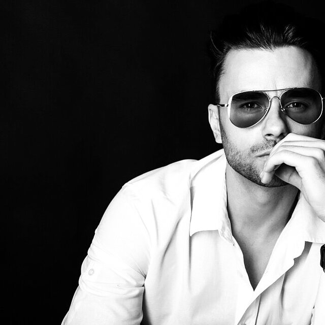 For sunglasses shop