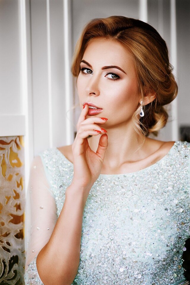 Elina Savustyanova's photo