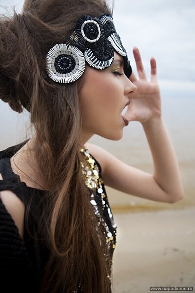 hair : ilya alyehin make up : alena shoroh  clothes and accessories : ruslan panchuk  model : ilona reznichenko  photo : lesha ilchenko alexlich