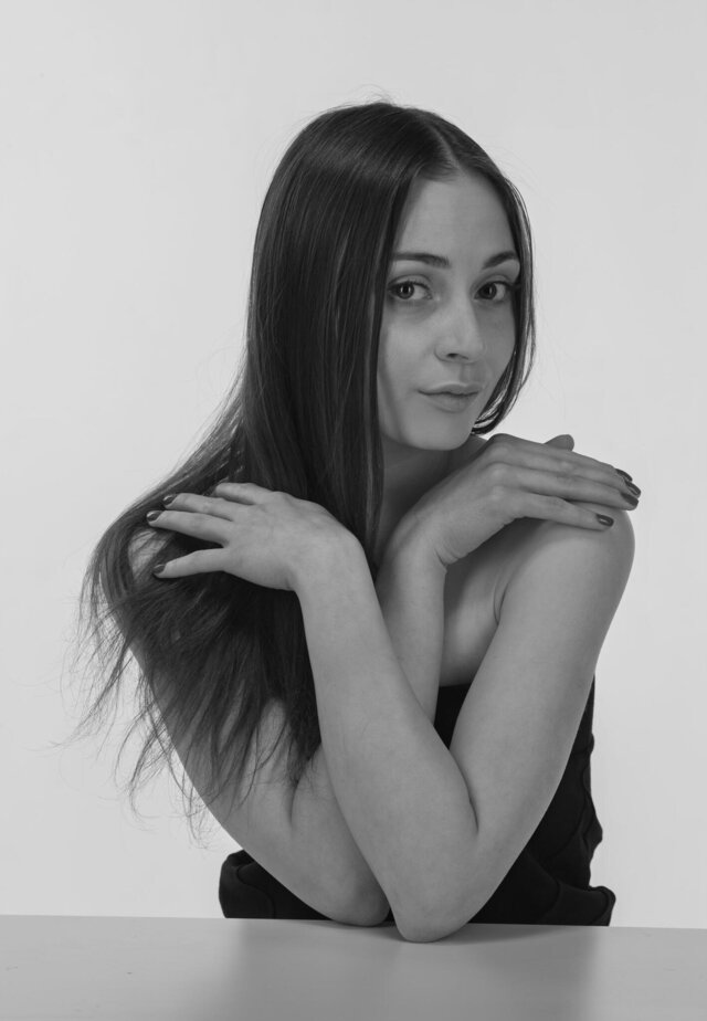 Лина.