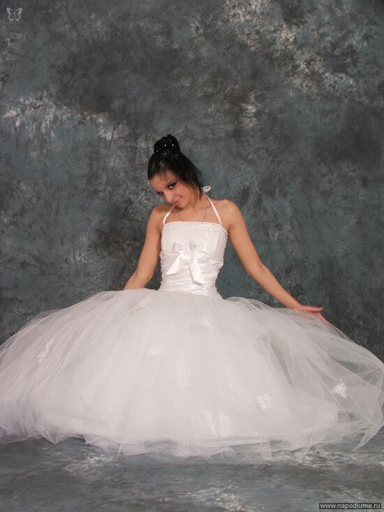 ANNA SMORGAN's photo