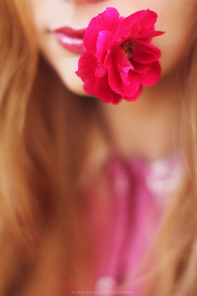 Alena SKAZKA's photo