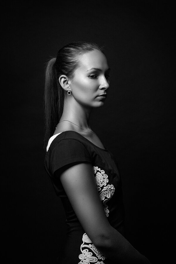 Girl, Woman, Female, Portrait, Lowkey, Black, Dark, Beautiful, Beauty, B&w, Face, Dress, Model, Modeling, Studio