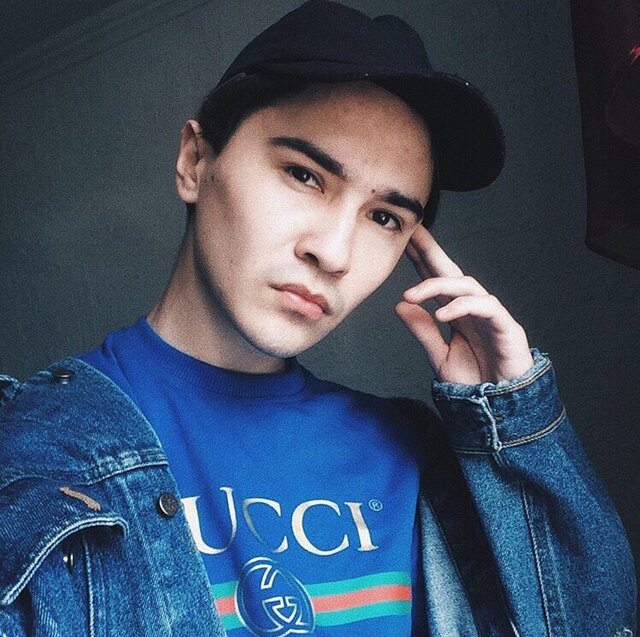照片Kuanys Ismaganbetov