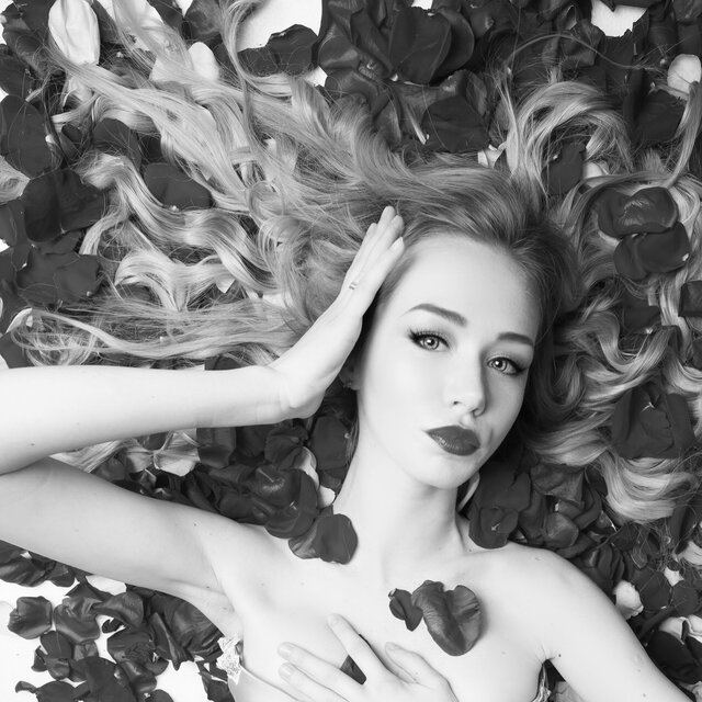 OLESYA Tsirulnikova's photo